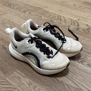 Nike escape run 2 shoes